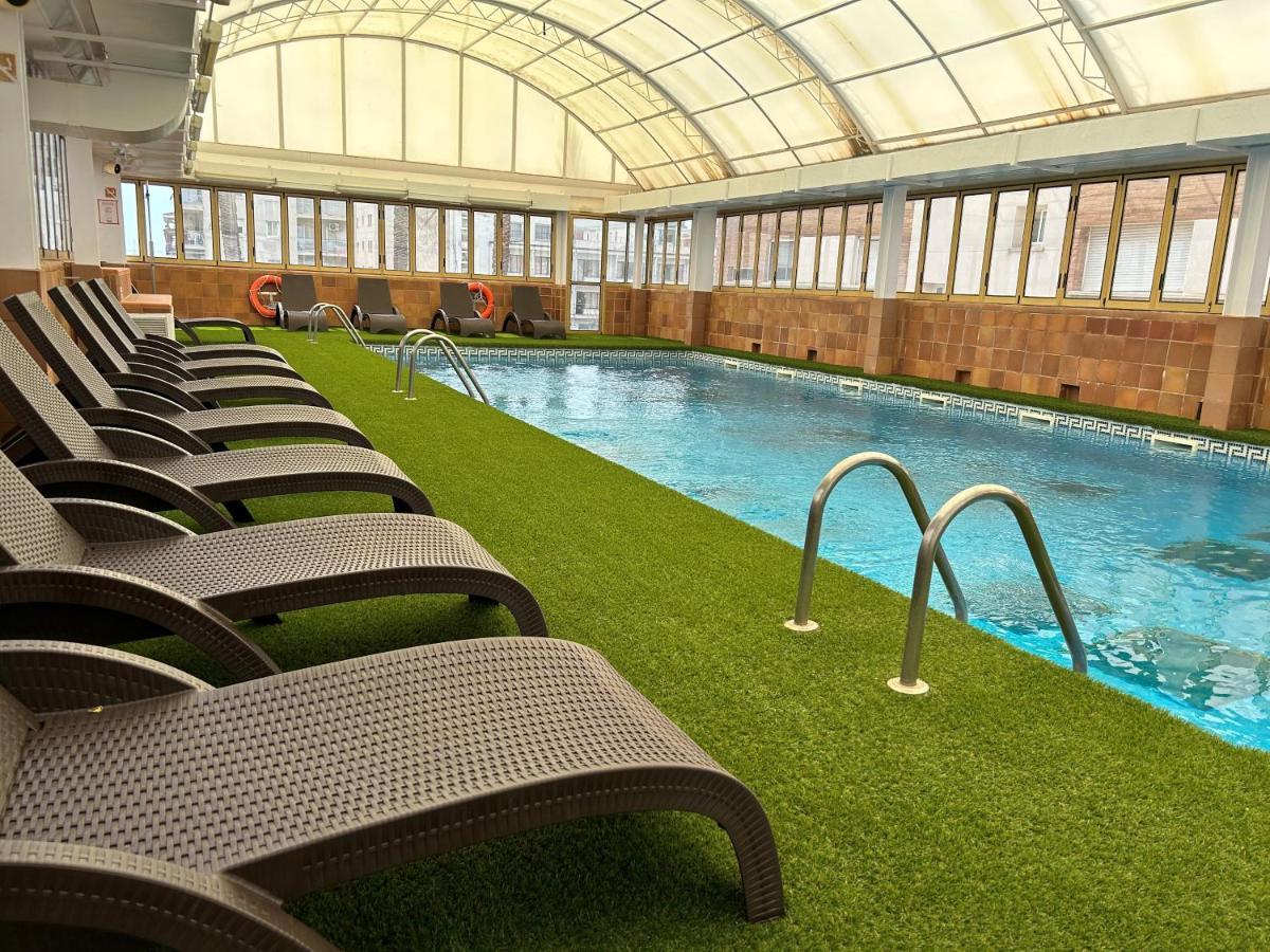 Hotel Victoria Spa & Splay Center 세구르 데 칼라펠 외부 사진